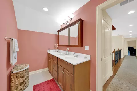 Bath - 13151 S Lake Mary Dr, Plainfield, IL 60585 photo 7 of 7