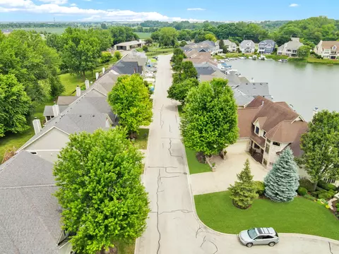View/Area - 13151 S Lake Mary Dr, Plainfield, IL 60585 photo 7 of 8