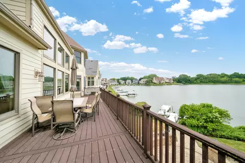 Exterior - 13151 S Lake Mary Dr, Plainfield, IL 60585 photo 2 of 8