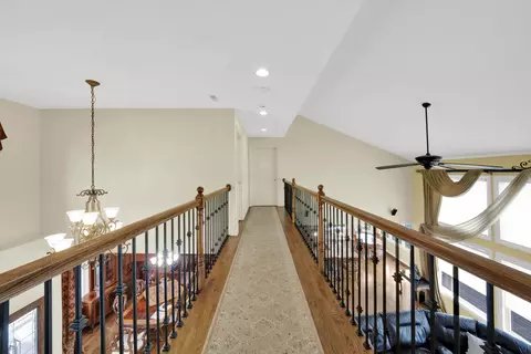 Entry Way - 13151 S Lake Mary Dr, Plainfield, IL 60585 photo 6 of 8