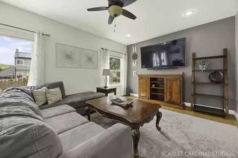 Living - 227 Faircroft Rd, Bartlett, IL 60103 photo 2 of 4