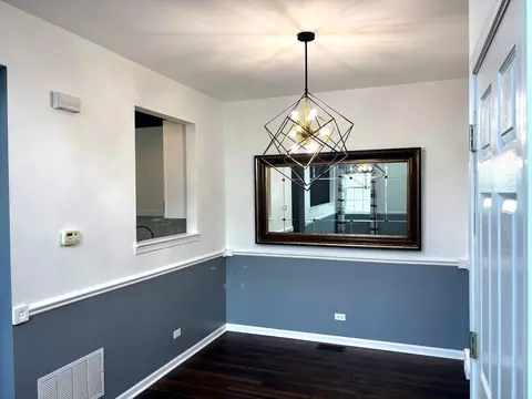 2468 Reflections Dr, Aurora, IL 60502 photo 18