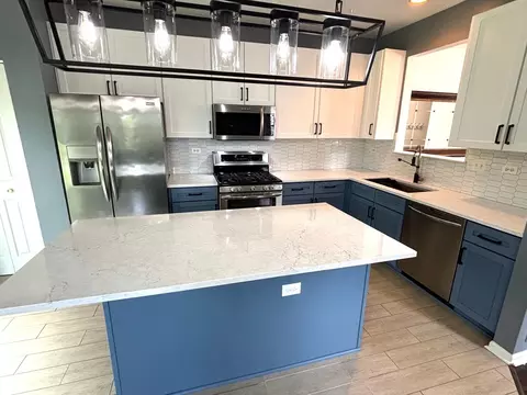 2468 Reflections Dr, Aurora, IL 60502 photo 11
