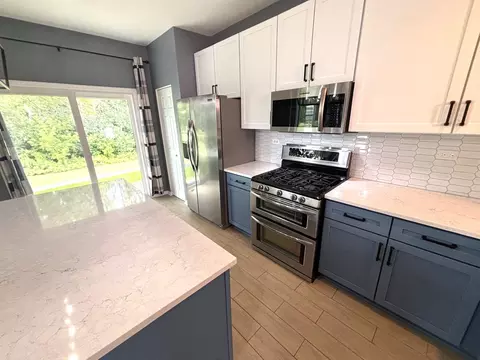 2468 Reflections Dr, Aurora, IL 60502 photo 16