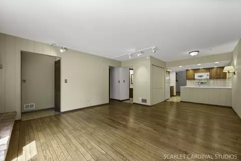 Living - 1040 Creekside Dr, Wheaton, IL 60189 photo 2 of 2
