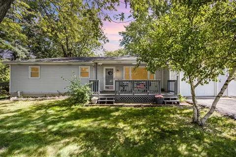 2820 Westmoreland St, New Lenox, IL 60451