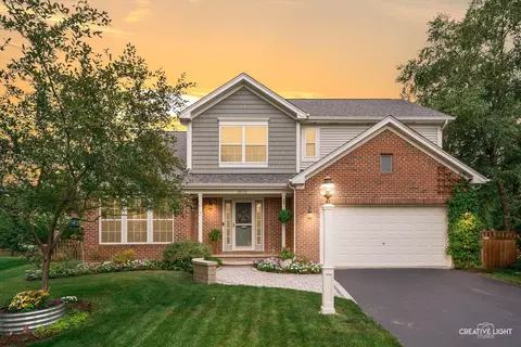 2675 Darfler Ct, Aurora, IL 60503