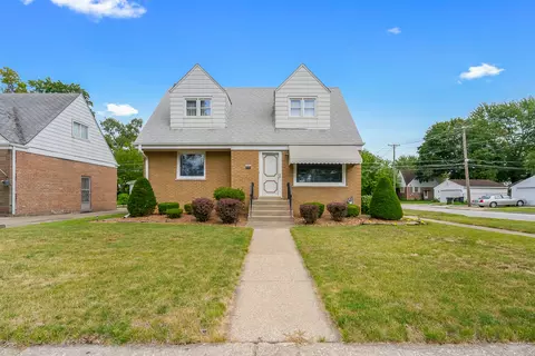17557 Burnham Ave, Lansing, IL 60438 photo 2