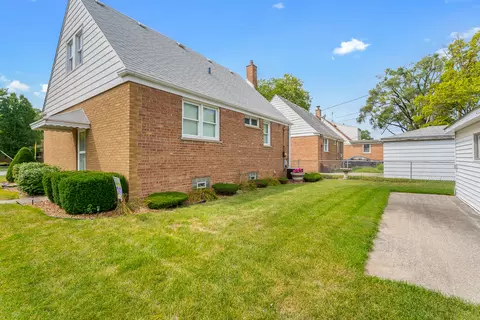 17557 Burnham Ave, Lansing, IL 60438 photo 27