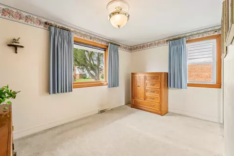 17557 Burnham Ave, Lansing, IL 60438 photo 12