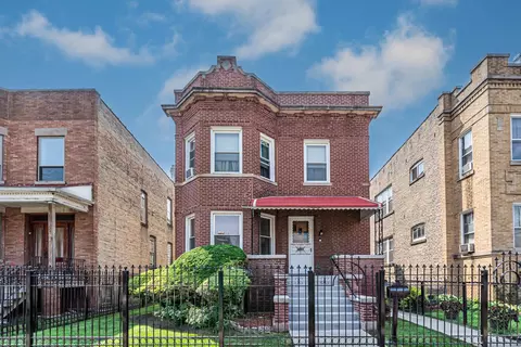 2520 N Kildare Ave, Chicago, IL 60639