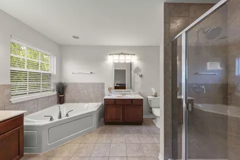 Bath - 26500 Rustling Birch Way, Plainfield, IL 60585 photo 2 of 4