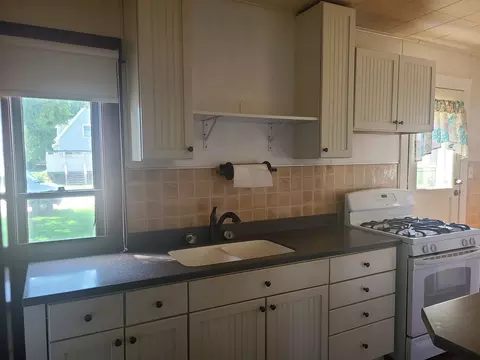 537 2nd Ave, Ottawa, IL 61350 photo 4
