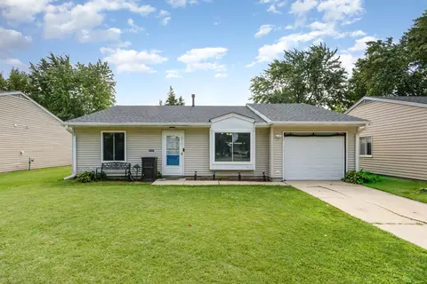 972 Shiloh Ct, Joliet, IL 60431