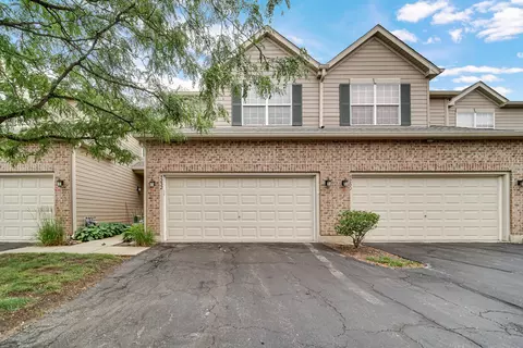 5232 Cobblers Xing, Mchenry, IL 60050