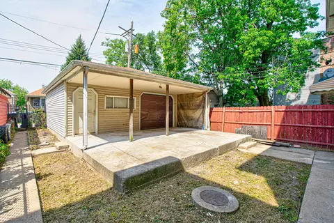 Exterior - 7034 S Artesian Ave, Chicago, IL 60629 photo 5 of 6