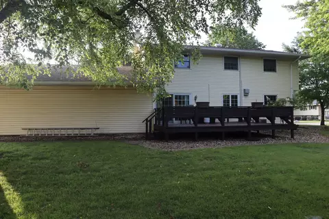 Exterior - 301 Centennial Circle Dr, Walnut, IL 61376 photo 4 of 4