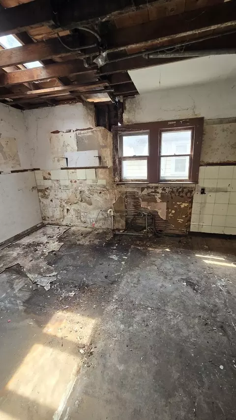 Kitchen - Undisclosed, Hazel Crest, IL 60429 photo 1 of 2