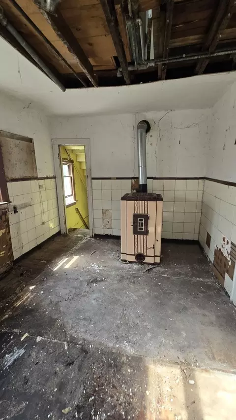 Kitchen - Undisclosed, Hazel Crest, IL 60429 photo 2 of 2