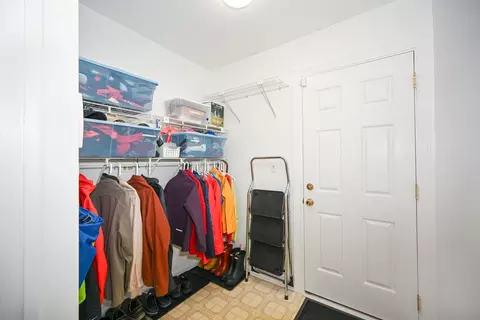 Other - 187 E Thompson Dr, Wheaton, IL 60189 photo 2 of 11