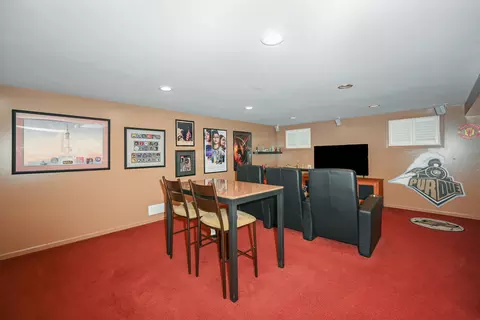 Other - 187 E Thompson Dr, Wheaton, IL 60189 photo 4 of 11