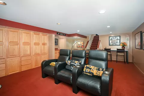 Other - 187 E Thompson Dr, Wheaton, IL 60189 photo 5 of 11