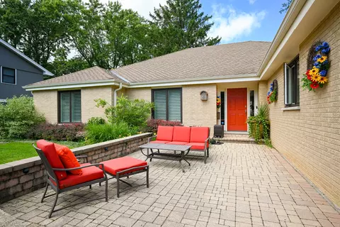 Other - 187 E Thompson Dr, Wheaton, IL 60189 photo 1 of 11