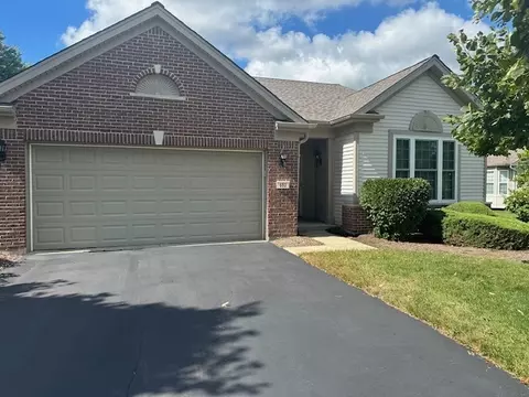 883 Ravine Ct, Elgin, IL 60124 photo 1