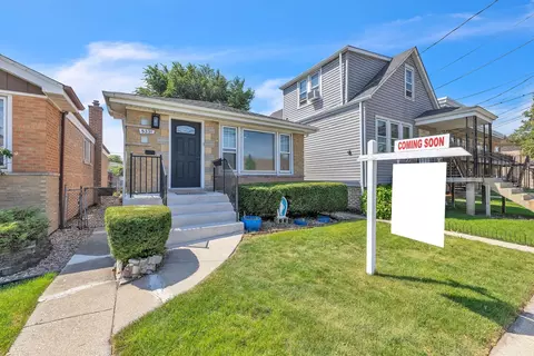 5331 W 53rd Pl, Chicago, IL 60638