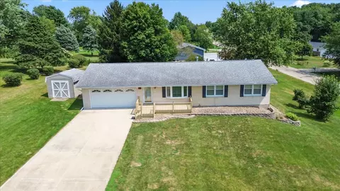 14513 Saturn Cir, Bloomington, IL 61705