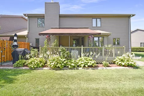 121 Manor Cir, Bloomington, IL 61704 photo 54