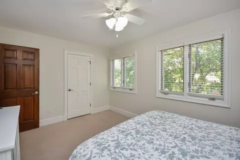 121 Manor Cir, Bloomington, IL 61704 photo 40