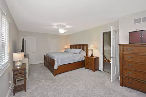 121 Manor Cir, Bloomington, IL 61704 photo 22