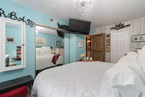 Bedroom - 178 Stephanie Ct #D, Bartlett, IL 60103 photo 3 of 7