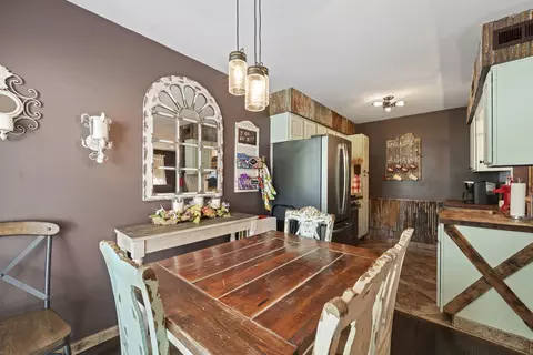 Dining - 178 Stephanie Ct #D, Bartlett, IL 60103 photo 2 of 2