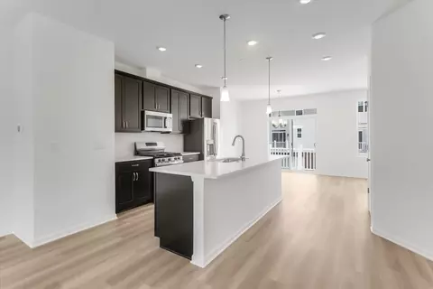 1486 Blaine St, Des Plaines, IL 60018 photo 7