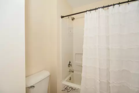 2124 Grayhawk Dr, Aurora, IL 60503 photo 12