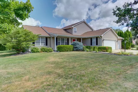 3006 Countrybend Ln, Champaign, IL 61822