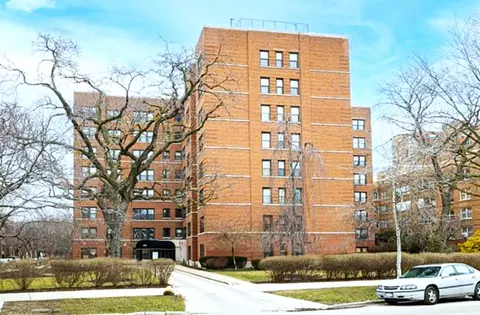 4900 N Marine Dr #709, Chicago, IL 60640