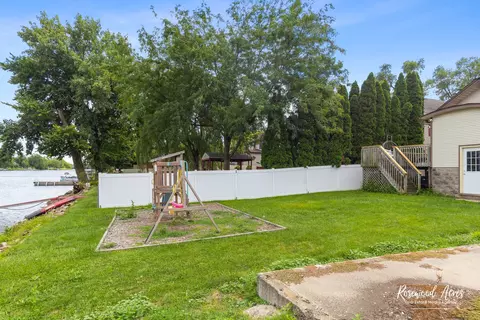 327 E Water St, Kankakee, IL 60901 photo 18
