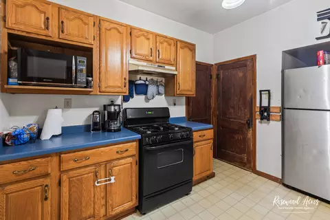 327 E Water St, Kankakee, IL 60901 photo 7