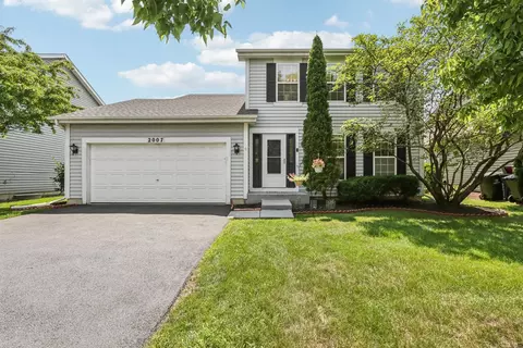 2007 Schumacher Dr, Naperville, IL 60540