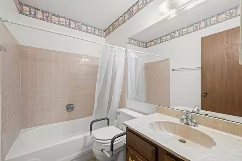1542 Springview Ct #B1, Wheeling, IL 60090 photo 13