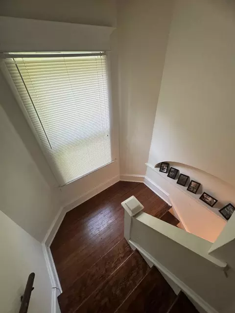 Entry Way - 1309 S Main St, Bloomington, IL 61701 photo 3 of 4