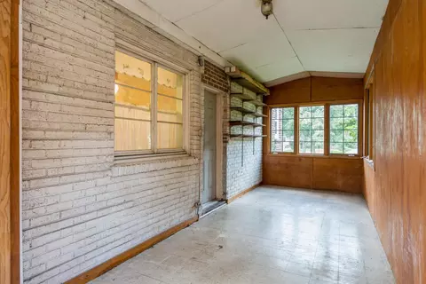 Exterior - 247 Addison Rd, Riverside, IL 60546 photo 3 of 4