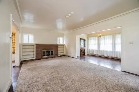 Living - 247 Addison Rd, Riverside, IL 60546 photo 2 of 2