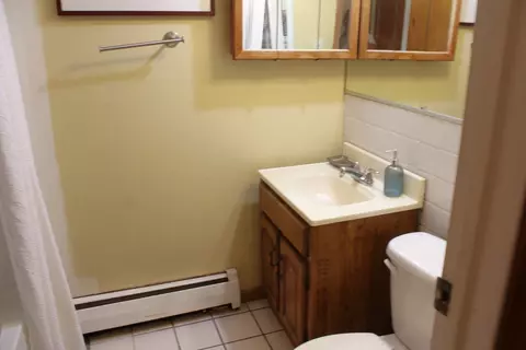 Bath - 605 N Wolf Rd #C12, Hillside, IL 60162 photo 1 of 1