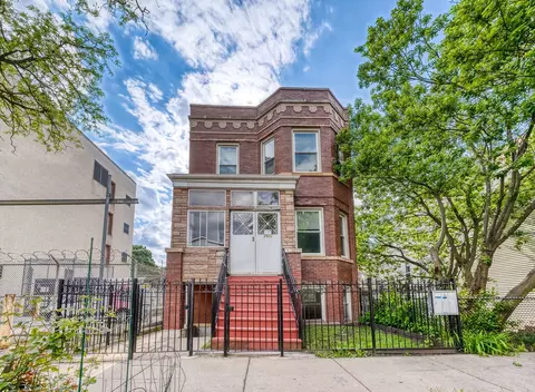 1922 N Richmond St, Chicago, IL 60647
