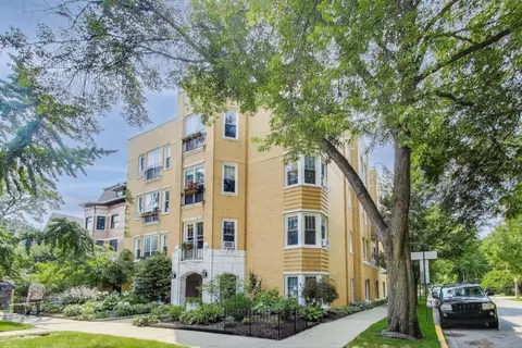 227 N Grove Ave #1, Oak Park, IL 60302