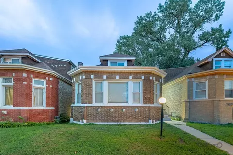 8105 S Princeton Ave, Chicago, IL 60620